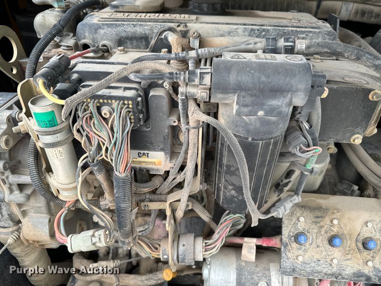 image for item DX0638 2005 Caterpillar TH460B telehandler