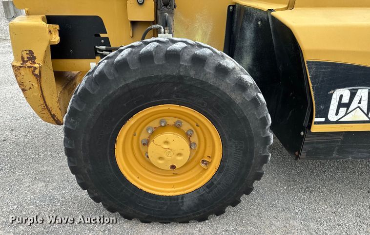 image for item DX0638 2005 Caterpillar TH460B telehandler