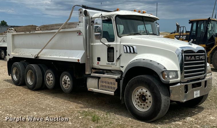 image for item DX0639 2017 Mack GU713 dump truck