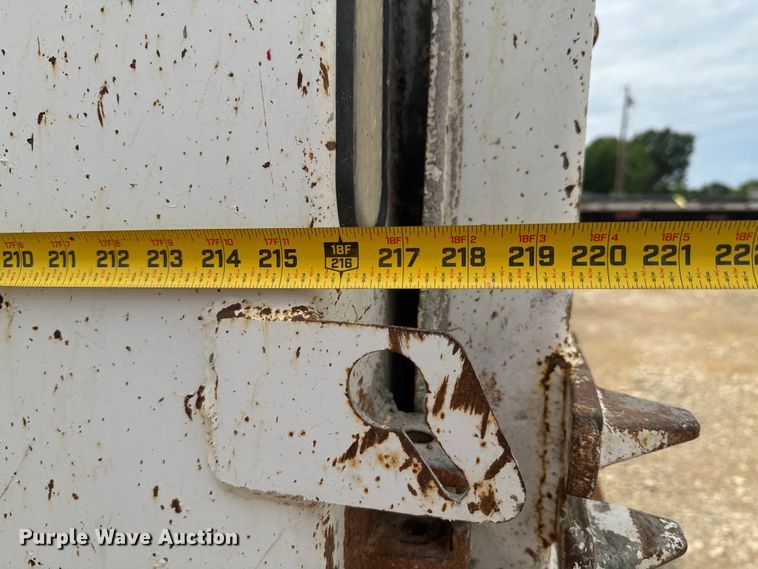 image for item DX0639 2017 Mack GU713 dump truck