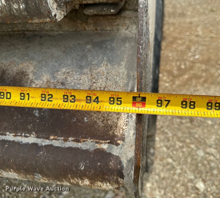 image for item DX0639 2017 Mack GU713 dump truck