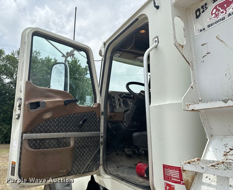 image for item DX0639 2017 Mack GU713 dump truck