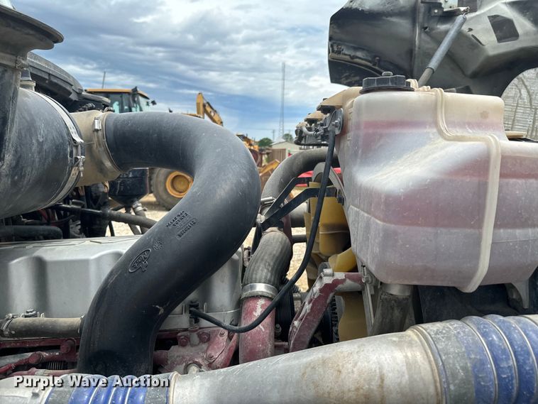 image for item DX0639 2017 Mack GU713 dump truck