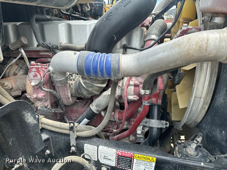 image for item DX0639 2017 Mack GU713 dump truck