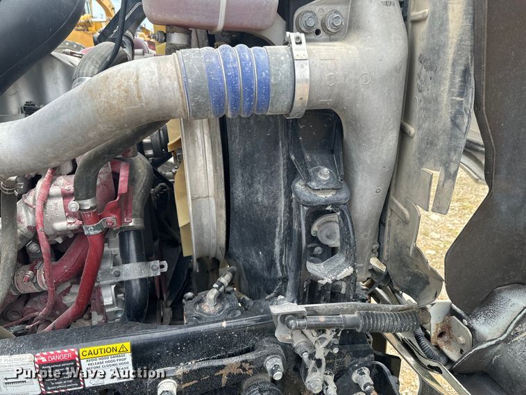 image for item DX0639 2017 Mack GU713 dump truck