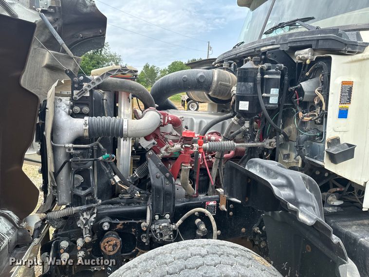 image for item DX0639 2017 Mack GU713 dump truck