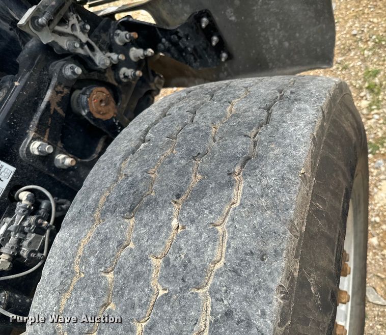 image for item DX0639 2017 Mack GU713 dump truck