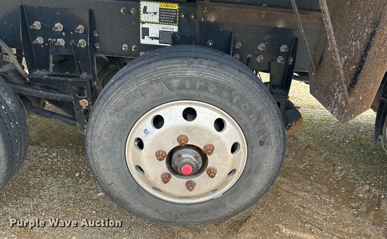 image for item DX0639 2017 Mack GU713 dump truck