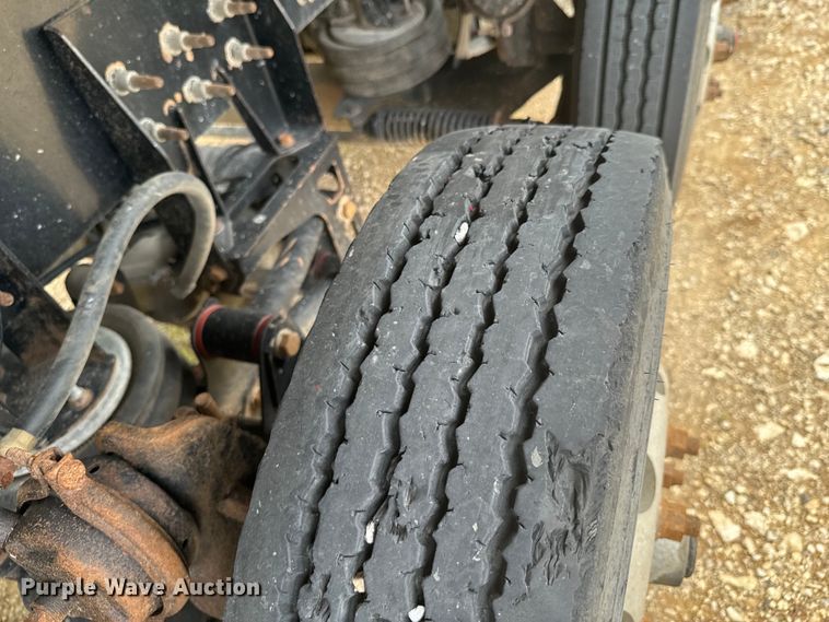 image for item DX0639 2017 Mack GU713 dump truck