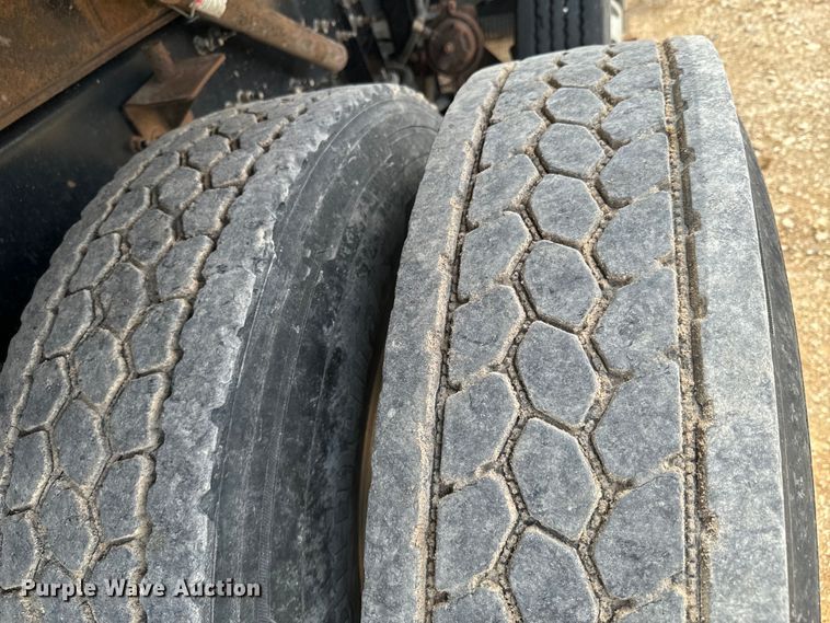 image for item DX0639 2017 Mack GU713 dump truck