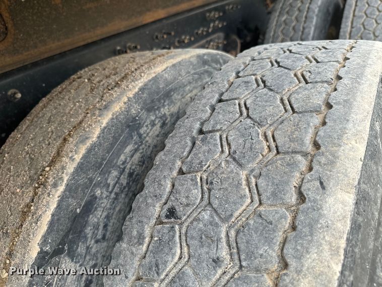 image for item DX0639 2017 Mack GU713 dump truck