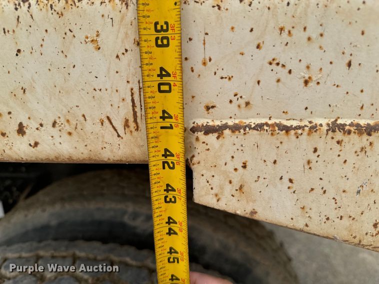 image for item DX0640 2017 Mack GU713 dump truck