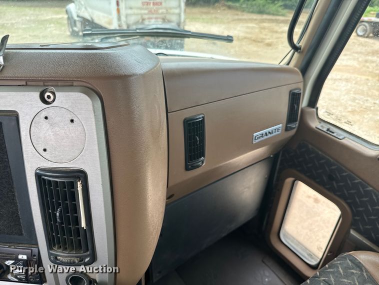 image for item DX0640 2017 Mack GU713 dump truck