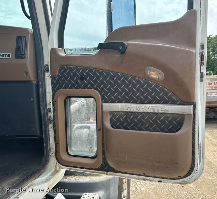 image for item DX0640 2017 Mack GU713 dump truck