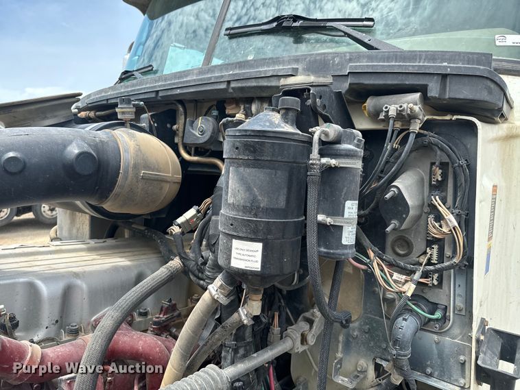 image for item DX0640 2017 Mack GU713 dump truck