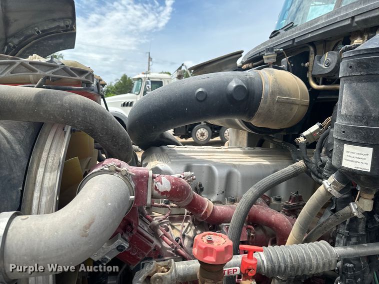 image for item DX0640 2017 Mack GU713 dump truck