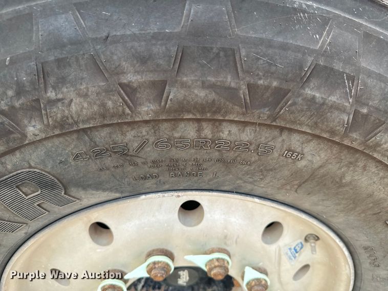 image for item DX0640 2017 Mack GU713 dump truck