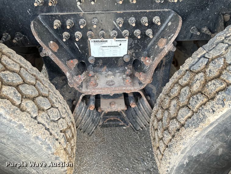 image for item DX0640 2017 Mack GU713 dump truck