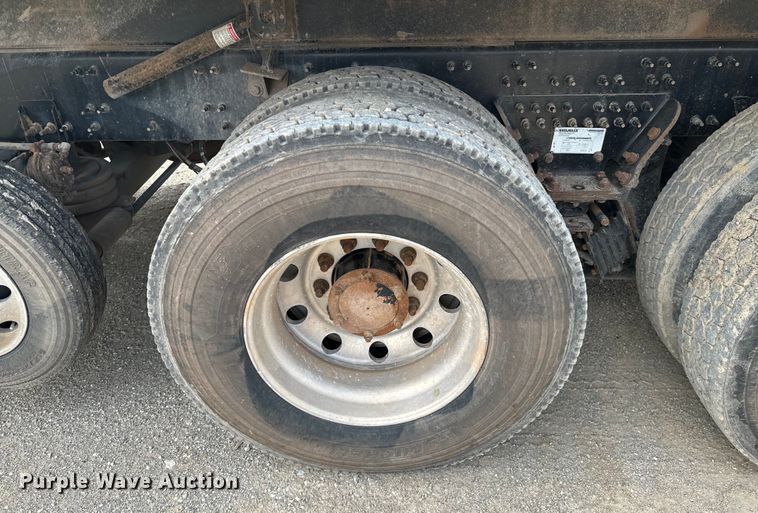 image for item DX0640 2017 Mack GU713 dump truck