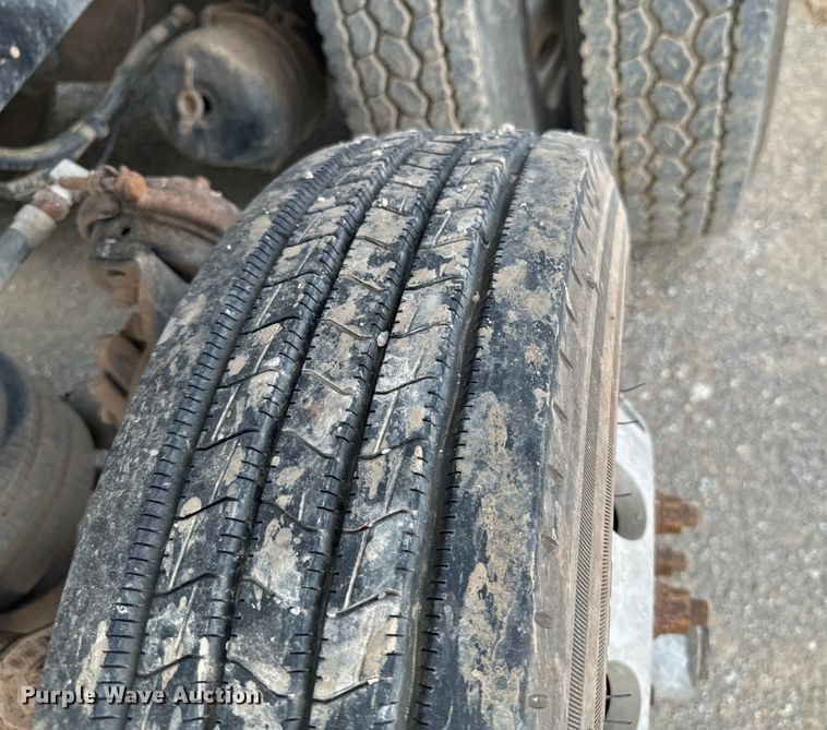 image for item DX0640 2017 Mack GU713 dump truck