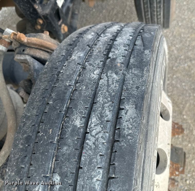 image for item DX0640 2017 Mack GU713 dump truck