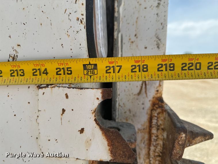 image for item DX0641 2017 Mack GU713 dump truck