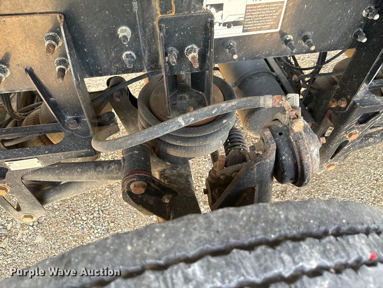 image for item DX0641 2017 Mack GU713 dump truck