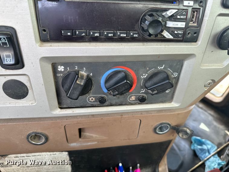 image for item DX0641 2017 Mack GU713 dump truck