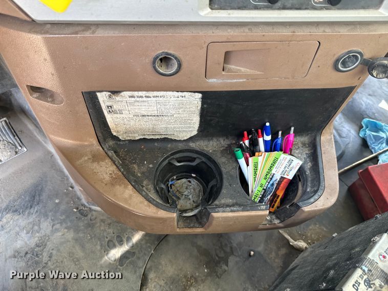 image for item DX0641 2017 Mack GU713 dump truck