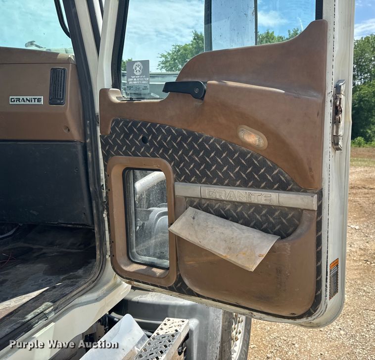 image for item DX0641 2017 Mack GU713 dump truck