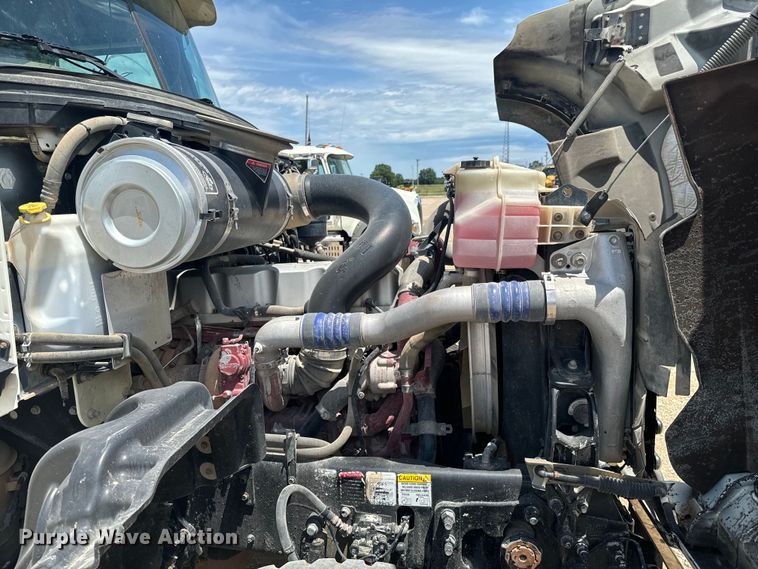 image for item DX0641 2017 Mack GU713 dump truck