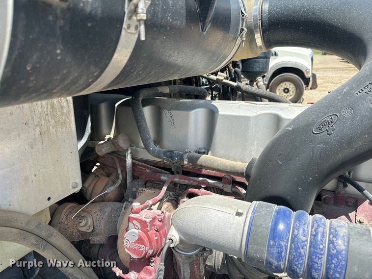 image for item DX0641 2017 Mack GU713 dump truck