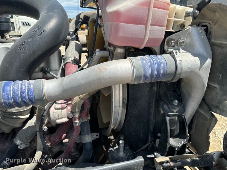 image for item DX0641 2017 Mack GU713 dump truck