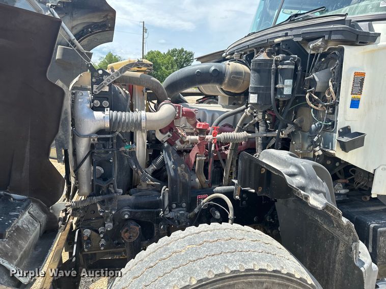 image for item DX0641 2017 Mack GU713 dump truck