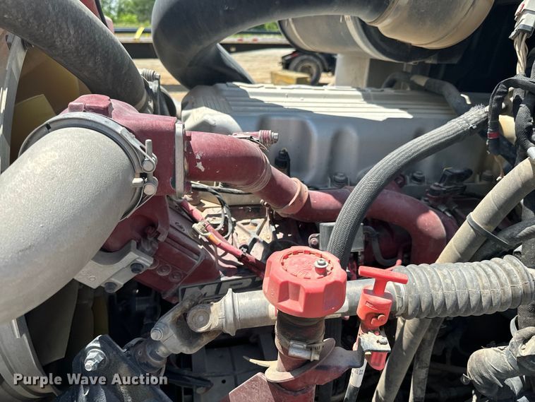 image for item DX0641 2017 Mack GU713 dump truck