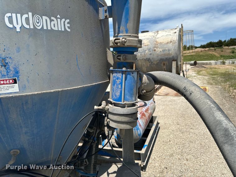 image for item DX0643 Cyclonaire pneumatic rail car unloader