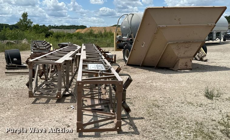 image for item DX0657 Falk  Quadrive  radial stacking conveyor