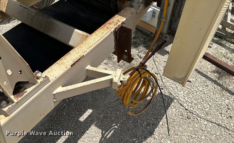 image for item DX0657 Falk  Quadrive  radial stacking conveyor