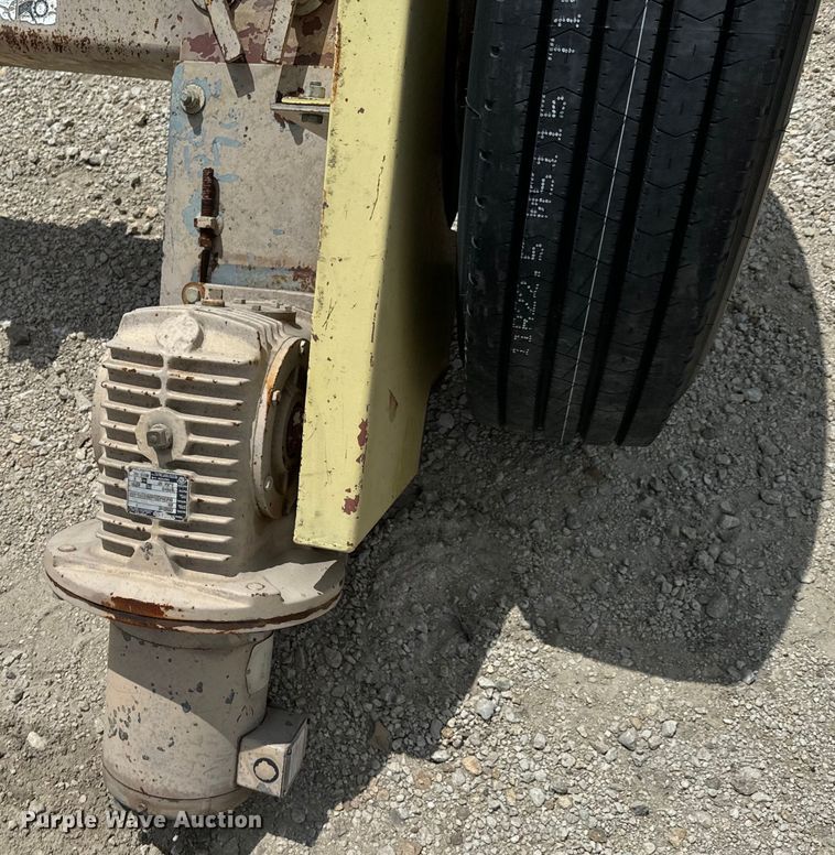 image for item DX0657 Falk  Quadrive  radial stacking conveyor