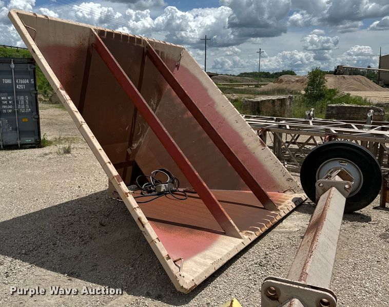 image for item DX0657 Falk  Quadrive  radial stacking conveyor