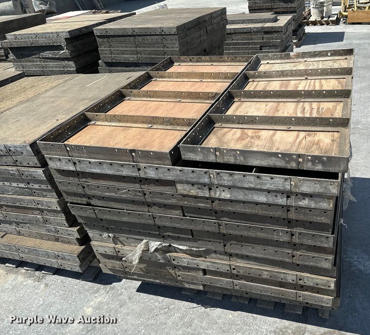 image for item DX0660 Concrete equipment