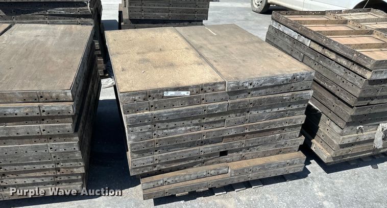 image for item DX0660 Concrete equipment