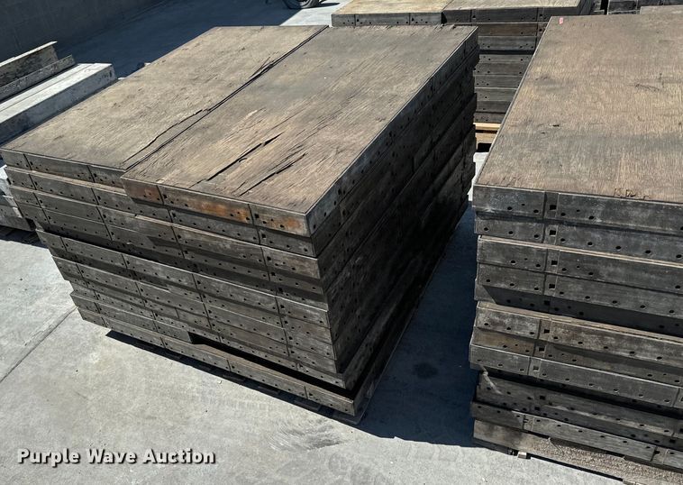 image for item DX0660 Concrete equipment