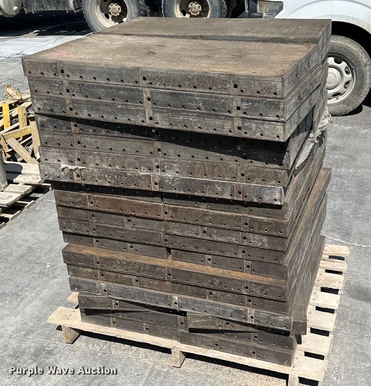 image for item DX0660 Concrete equipment