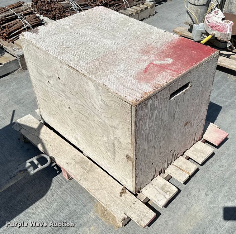 image for item DX0660 Concrete equipment