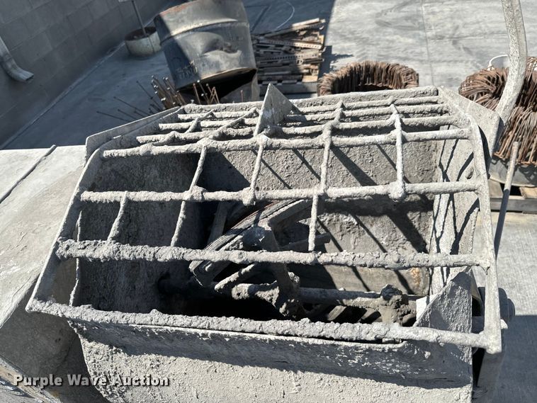 image for item DX0660 Concrete equipment