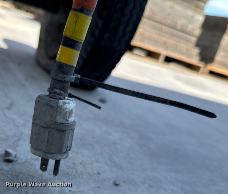 image for item DX0660 Concrete equipment