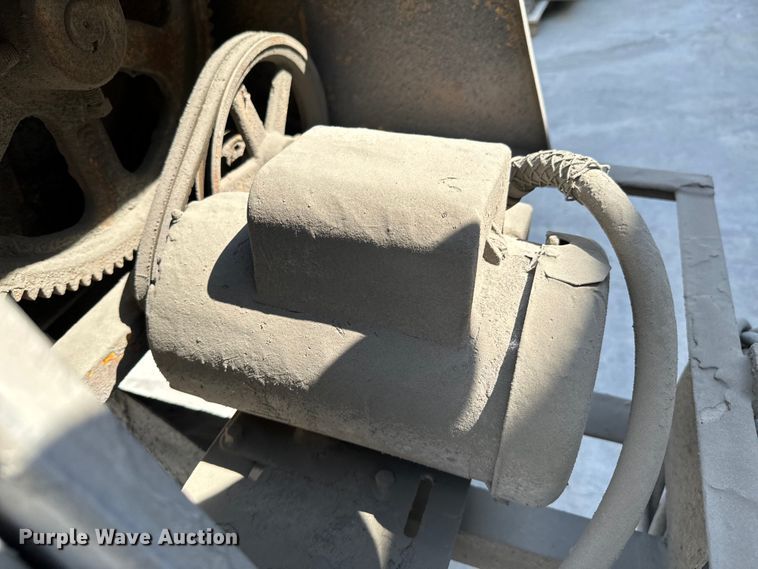 image for item DX0660 Concrete equipment