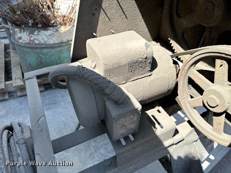 image for item DX0660 Concrete equipment