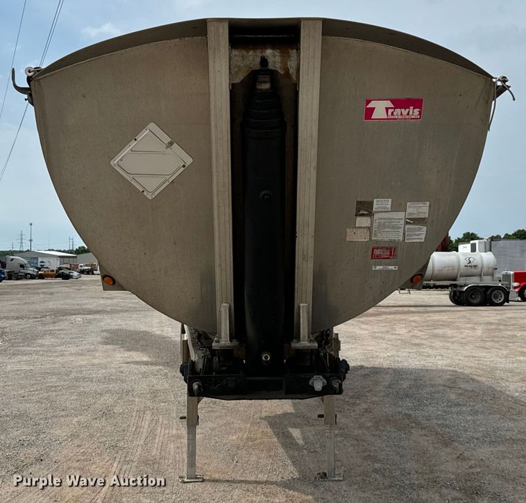 image for item DX0677 2021 Travis end dump trailer